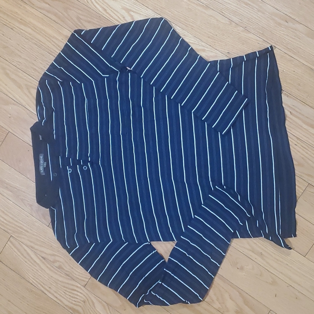 Men's long sleeve blue top